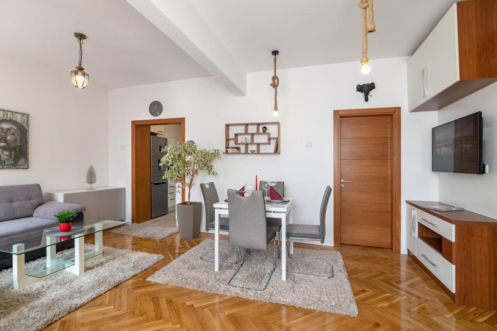 Apartment Dolce Casa ヴァルナ エクステリア 写真