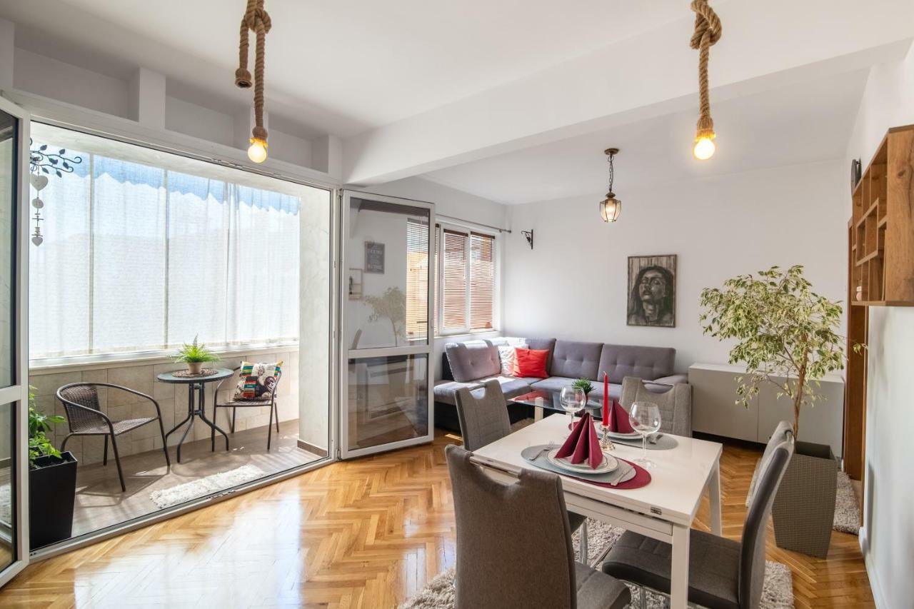 Apartment Dolce Casa ヴァルナ エクステリア 写真